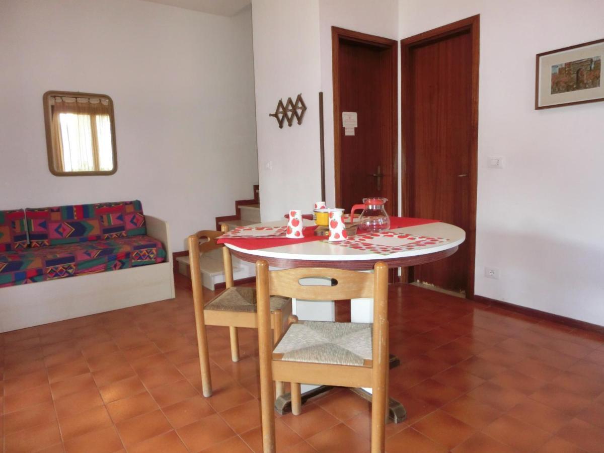 Villa Rosina ביביונה מראה חיצוני תמונה